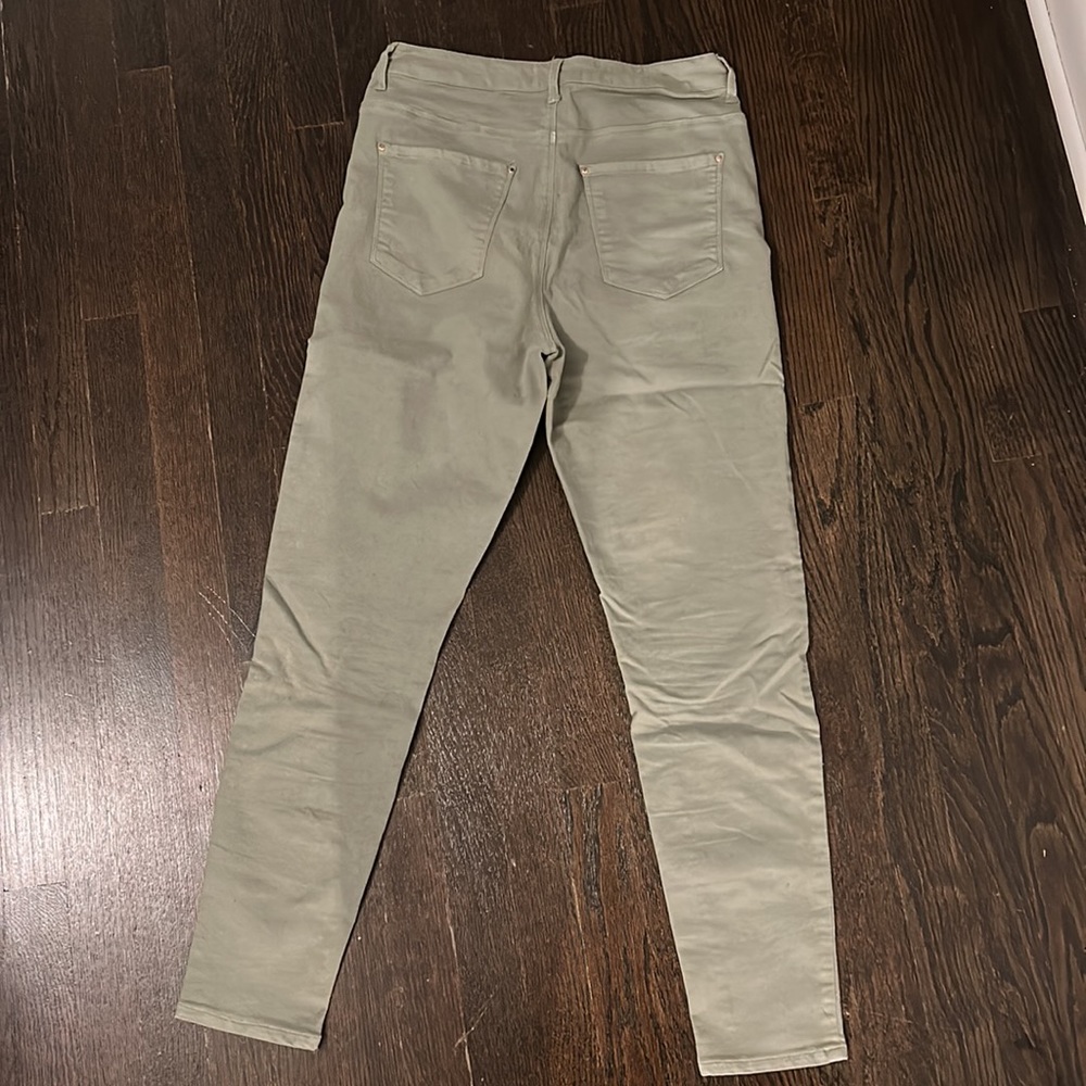 Light green skinny jeans - Picture 3 of 4